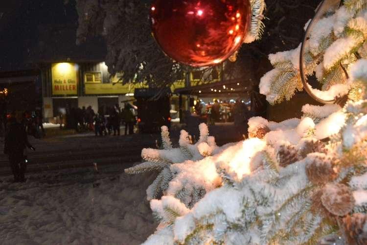 Holz und Glas Miller, Bösenreutiner Adventstreff